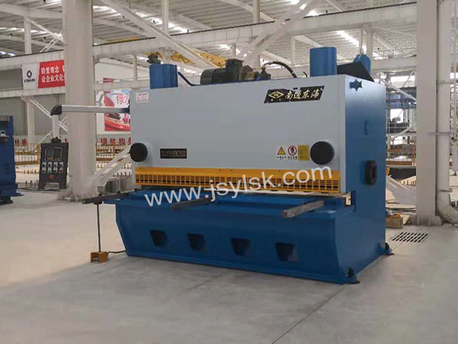 QC11Y-20*2500液壓剪板機