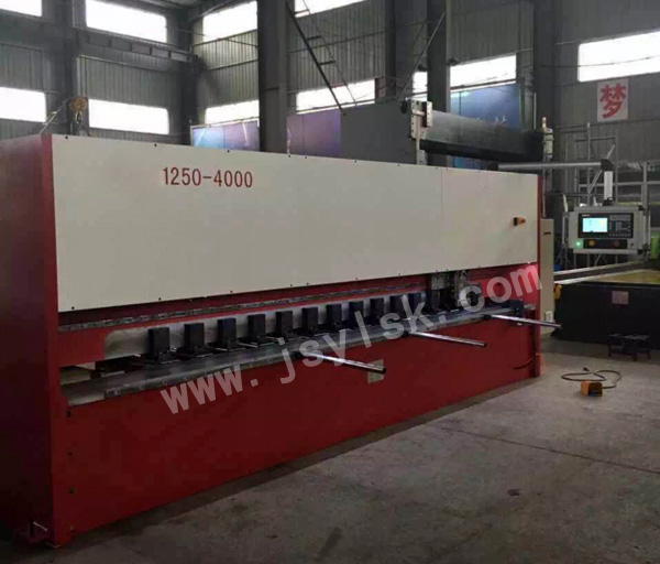 立式數(shù)控刨槽機