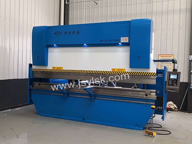 WE67K-200/4000數(shù)控折彎機